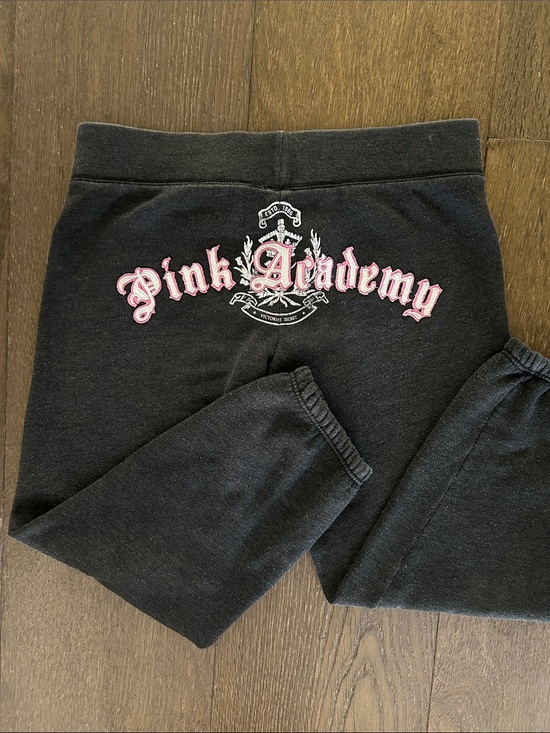 PINK Victoria's Secret Pants - Y2K Pink Academy Cropped Sweatpants